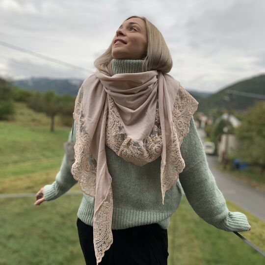 Trojcípý šál Kefiah Casimira Corinzio