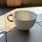 Kytičky růžový střed, zlaté ouško