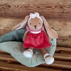 Zajíček - červená sukýnka