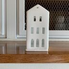 Valbová stříška, Porcelánový domeček Räder