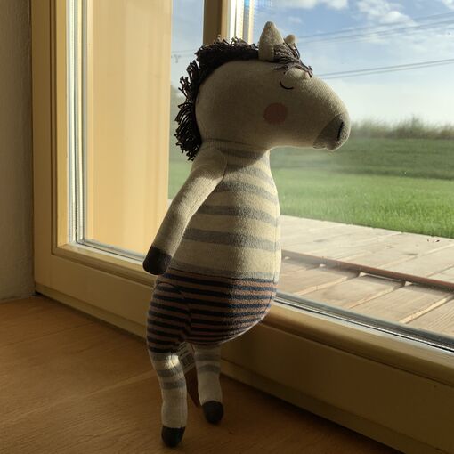 Pletená hračka zebra Remy