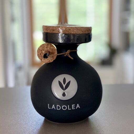 Olivový olej Ladolea Megaron v hliněné nádobě