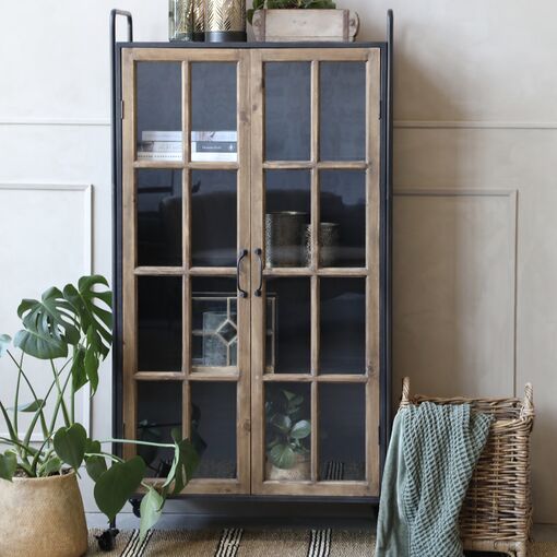 Kabinet s dřevěnými dvířky na kolečkách, Chic Antique